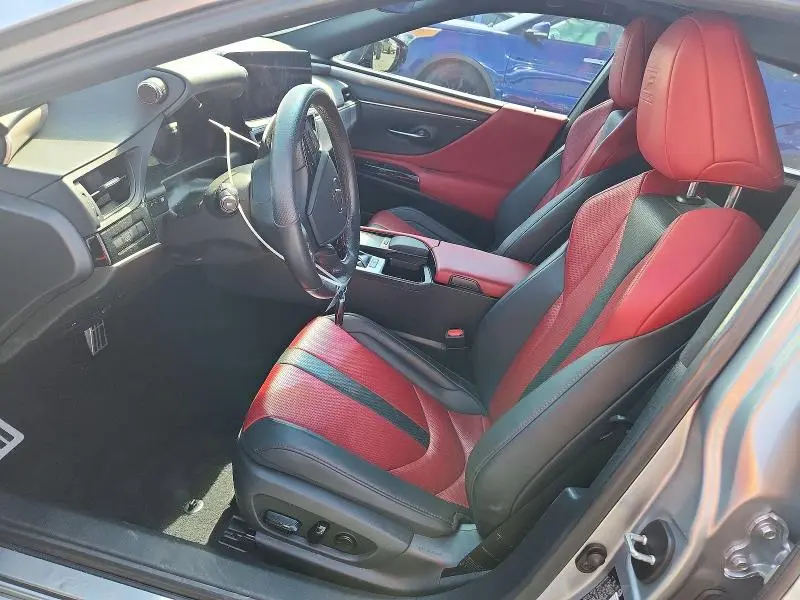 2022 LEXUS ES 300H F SPORT  