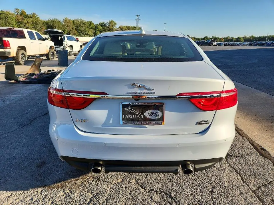 2019 JAGUAR XF PRESTIGE  