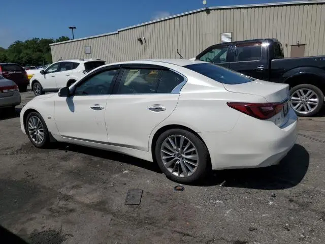 2018 INFINITI Q50 LUXE  
