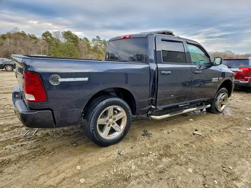 2013 RAM 1500 ST  