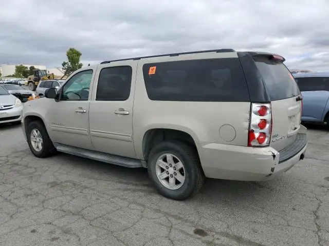 2011 GMC YUKON XL C1500 SLE  