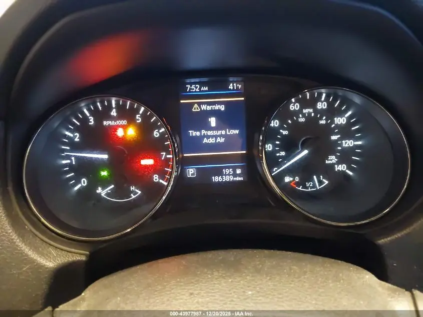 2018 NISSAN ROGUE SV