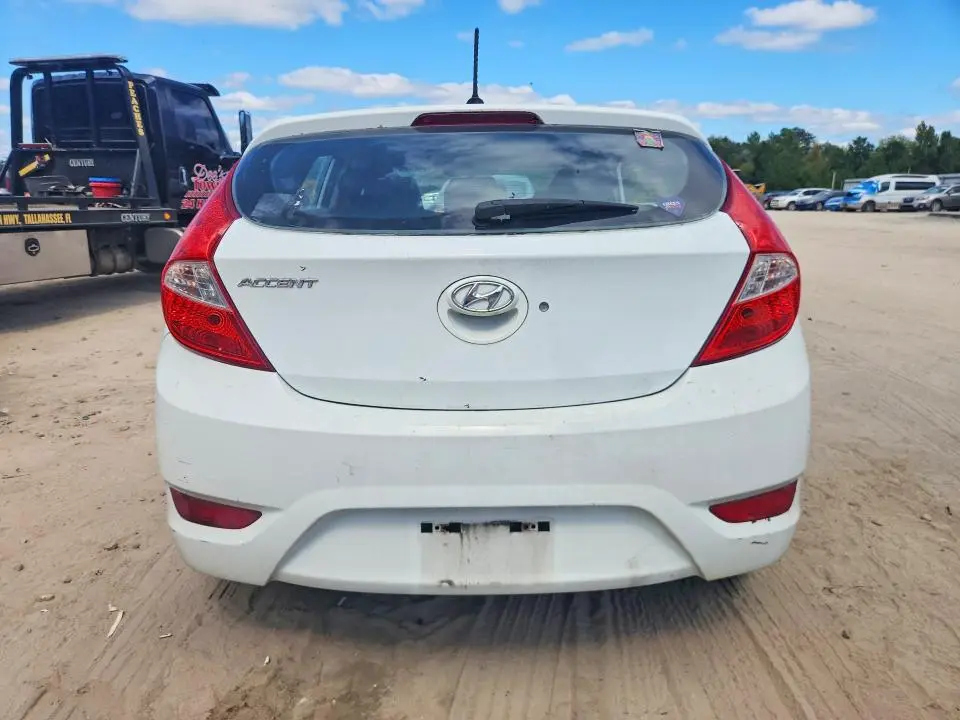 2012 HYUNDAI ACCENT GS  