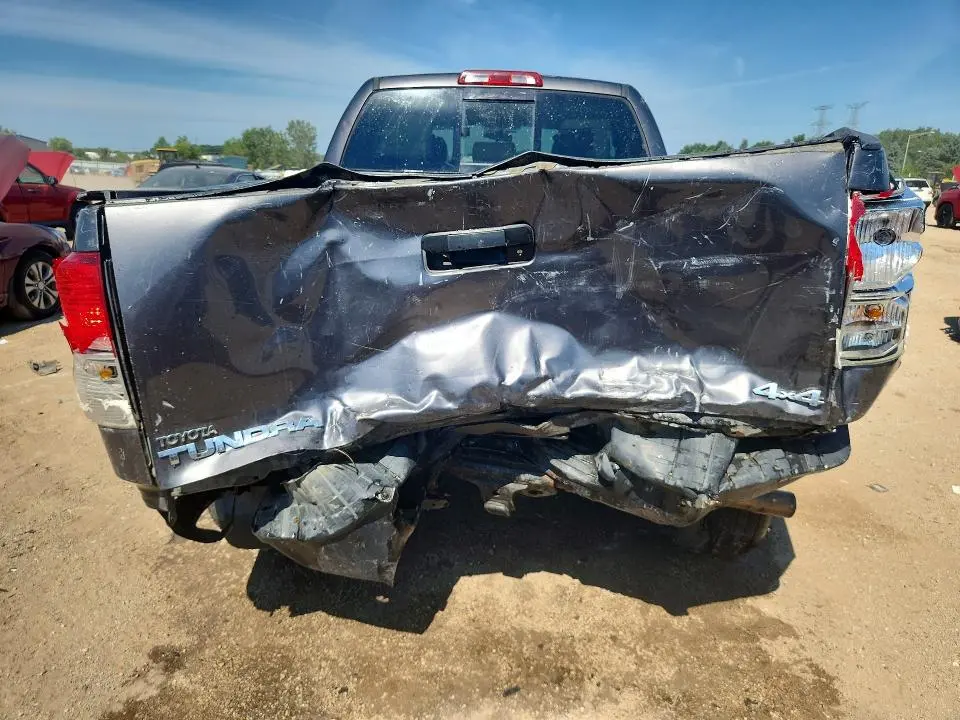 2011 TOYOTA TUNDRA DOUBLE CAB SR5  