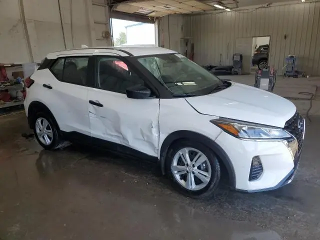 2024 NISSAN KICKS S  