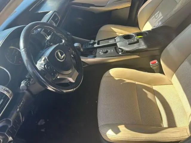 2016 LEXUS IS 200T  