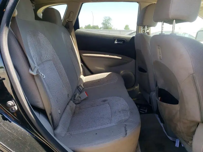 2011 NISSAN ROGUE S  