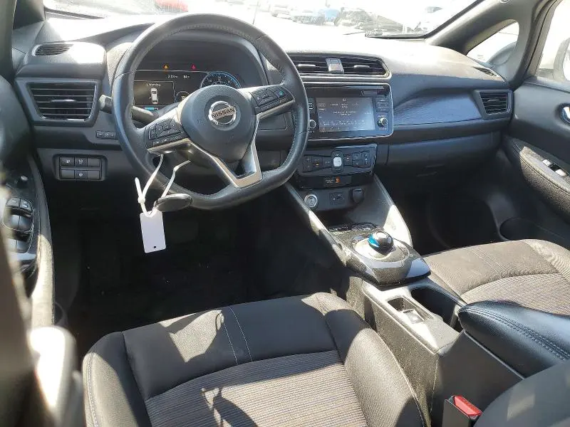 2018 NISSAN LEAF SV  