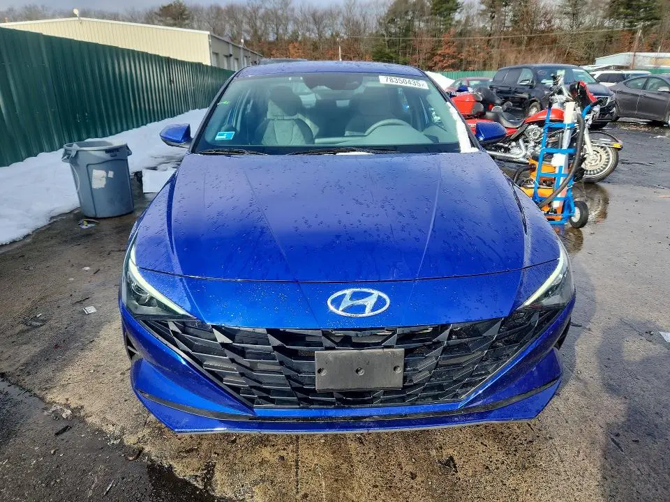 2023 HYUNDAI ELANTRA SEL  
