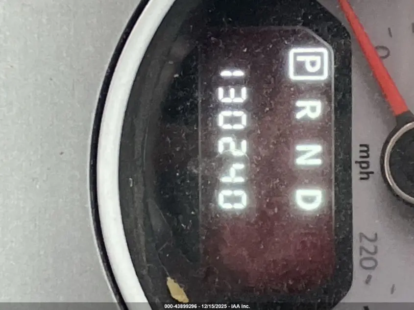 2011 VOLKSWAGEN ROUTAN SEL