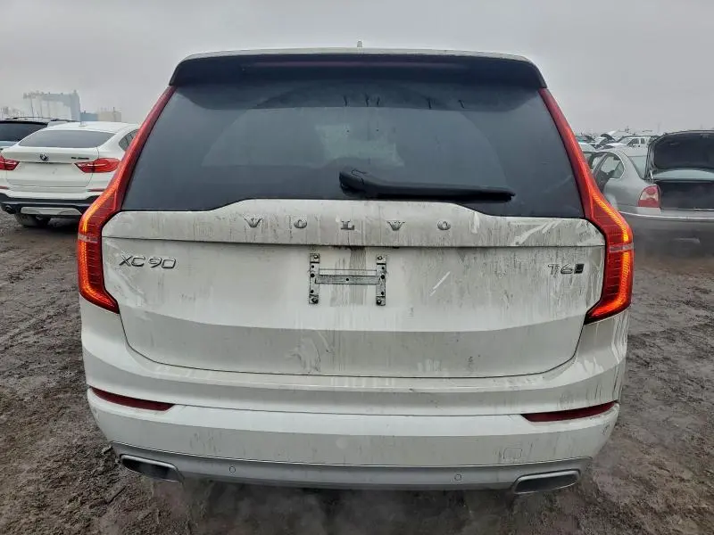 2020 VOLVO XC90 T6 MOMENTUM  