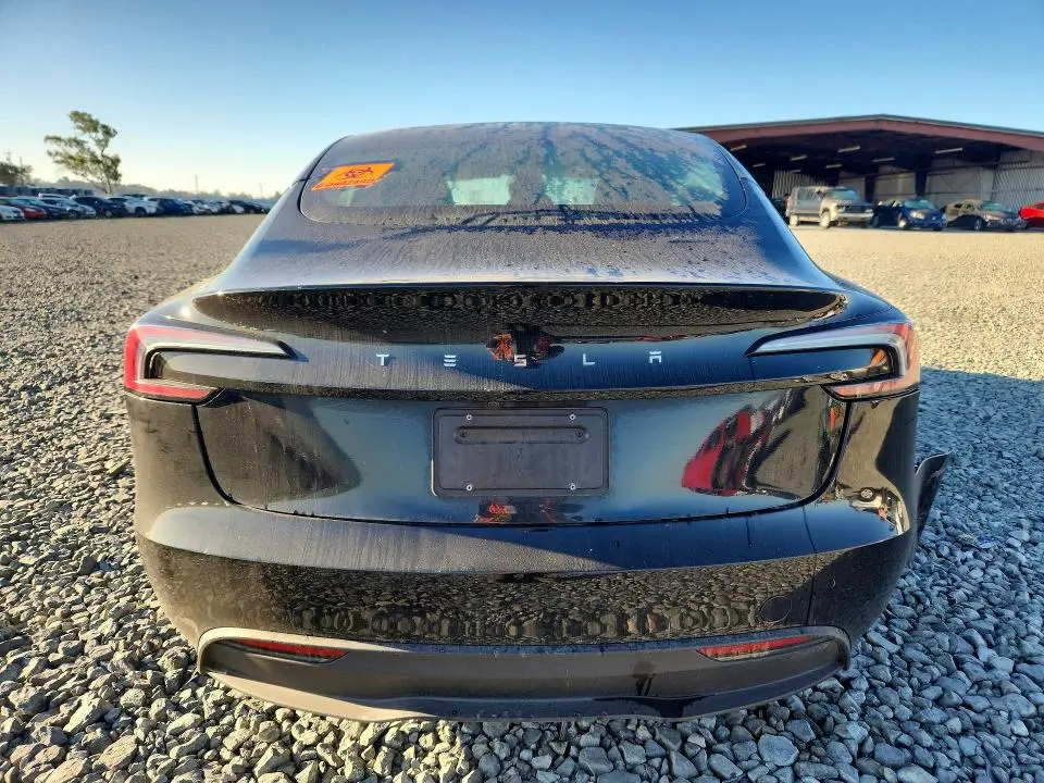 2025 TESLA MODEL 3   