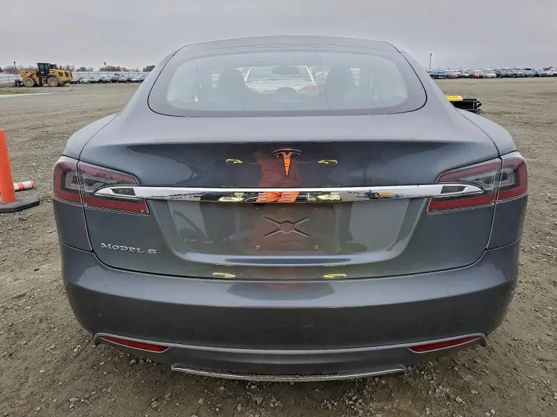 2013 TESLA MODEL S   