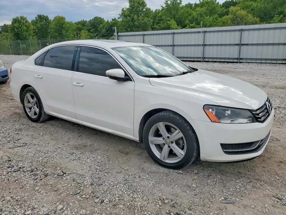 2012 VOLKSWAGEN PASSAT SE  