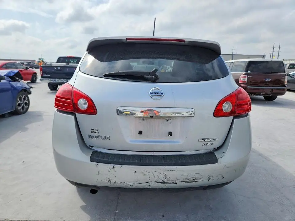 2013 NISSAN ROGUE S  