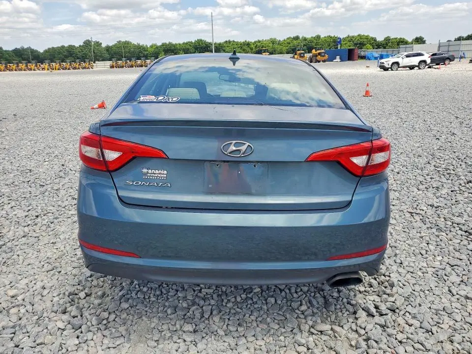 2017 HYUNDAI SONATA SE  