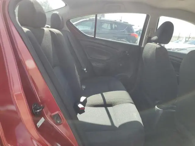 2018 NISSAN VERSA S  