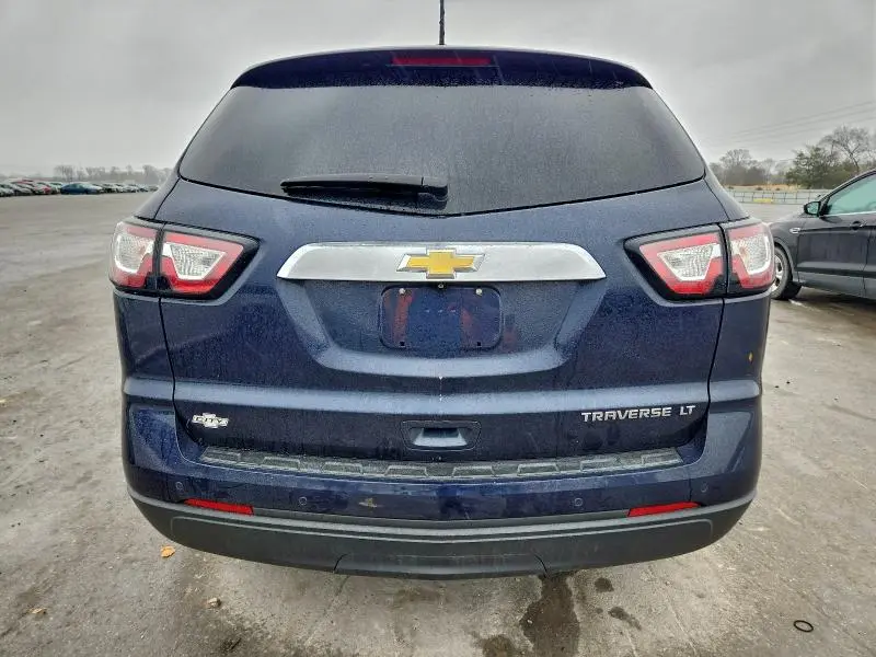 2016 CHEVROLET TRAVERSE LT  