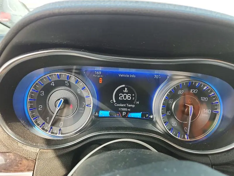 2017 CHRYSLER 300C   