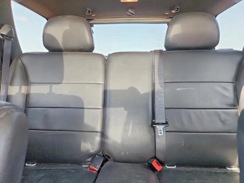 2010 FORD ESCAPE LIMITED  