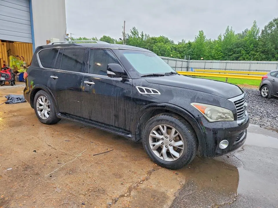 2011 INFINITI QX56 BASE  