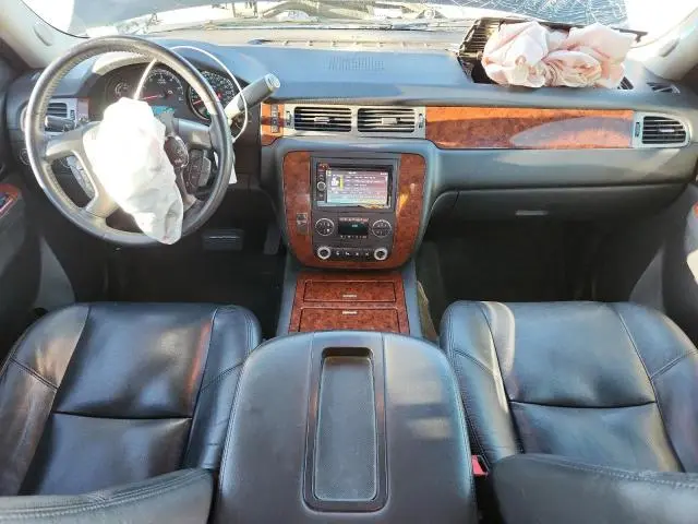 2011 CHEVROLET AVALANCHE LTZ  