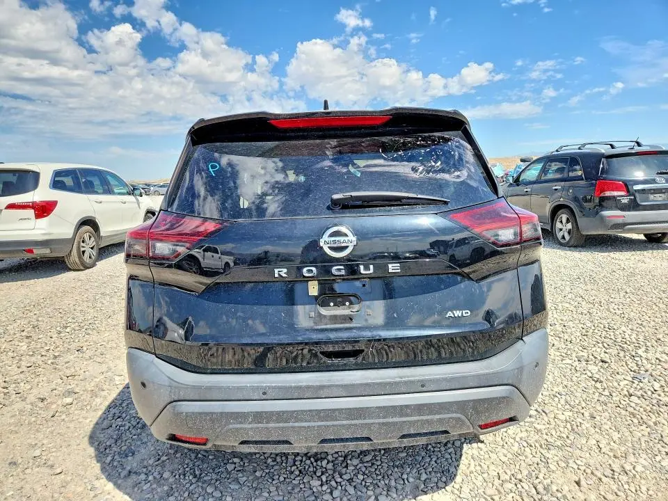 2021 NISSAN ROGUE S  