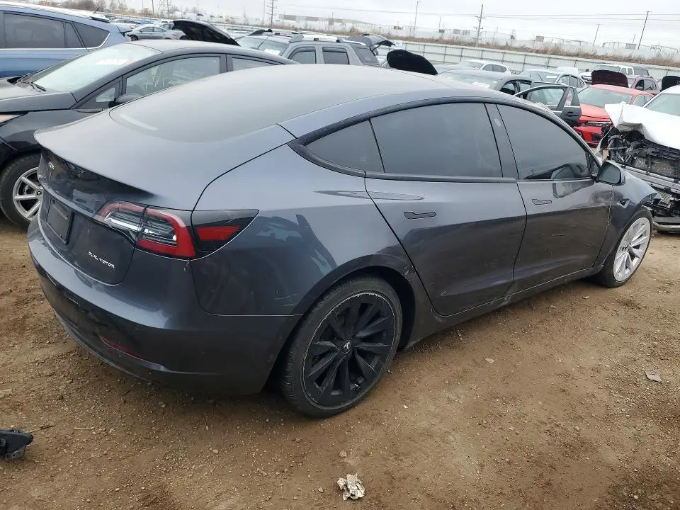 2022 TESLA MODEL 3   