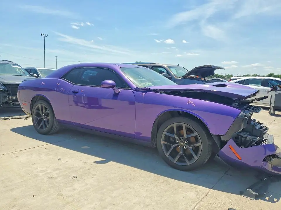 2019 DODGE CHALLENGER SXT  