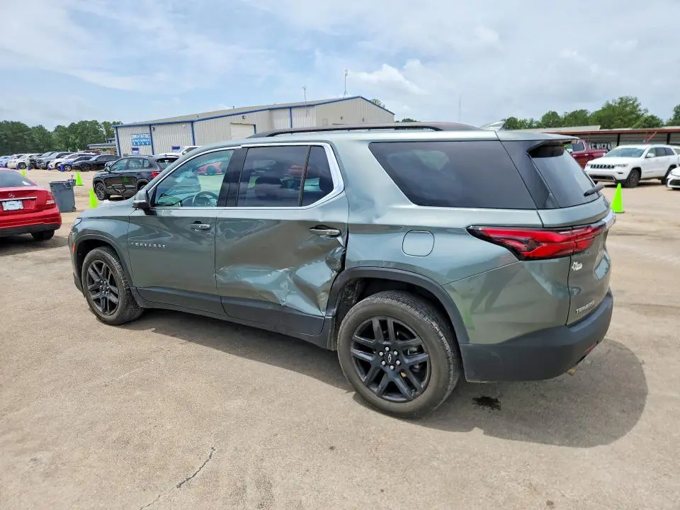2023 CHEVROLET TRAVERSE LT  