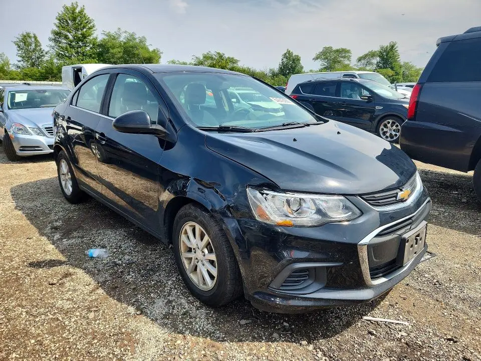 2019 CHEVROLET SONIC LT  