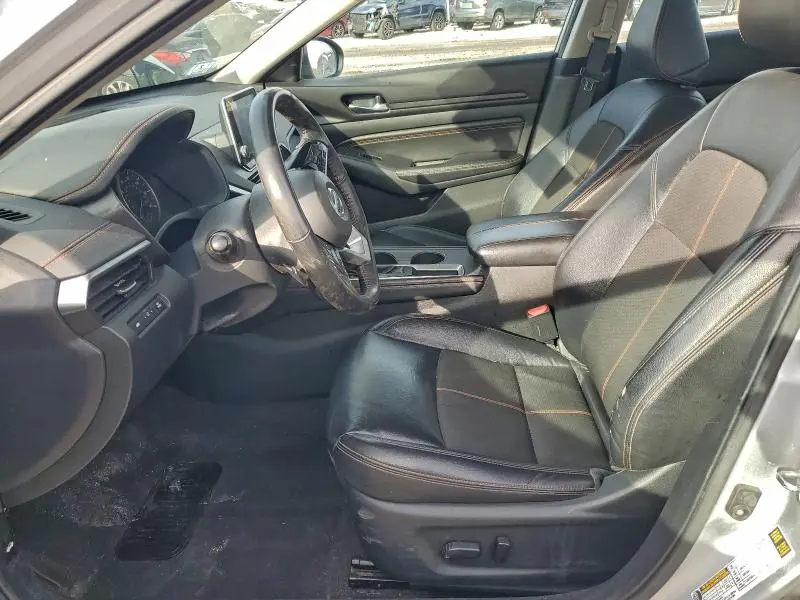 2021 NISSAN ALTIMA SR  