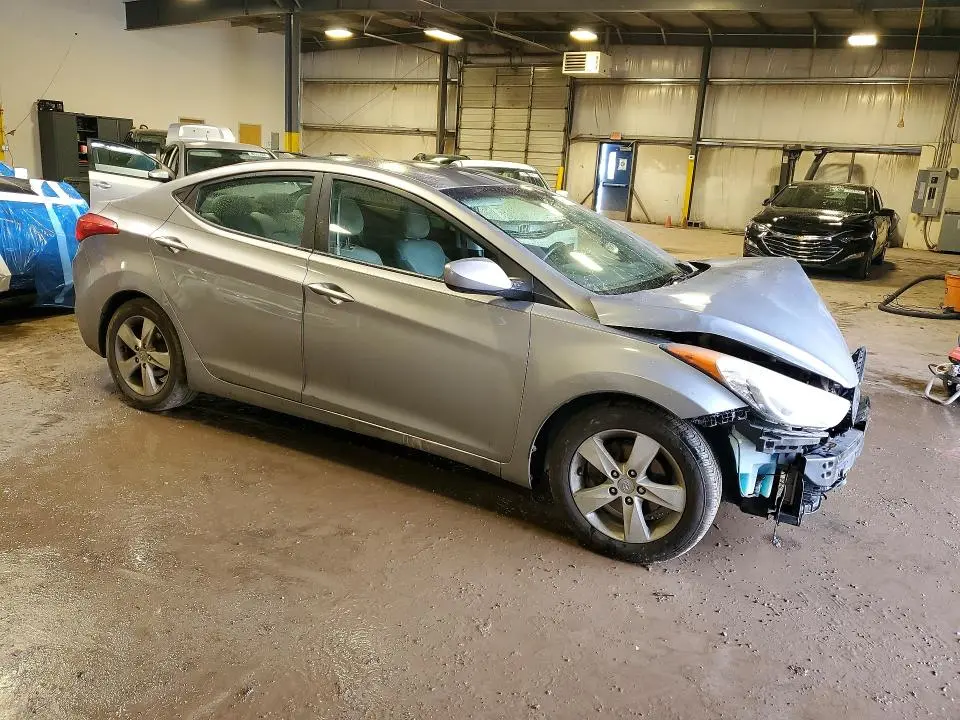 2012 HYUNDAI ELANTRA GLS  