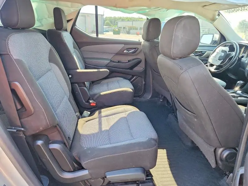 2018 CHEVROLET TRAVERSE LT  