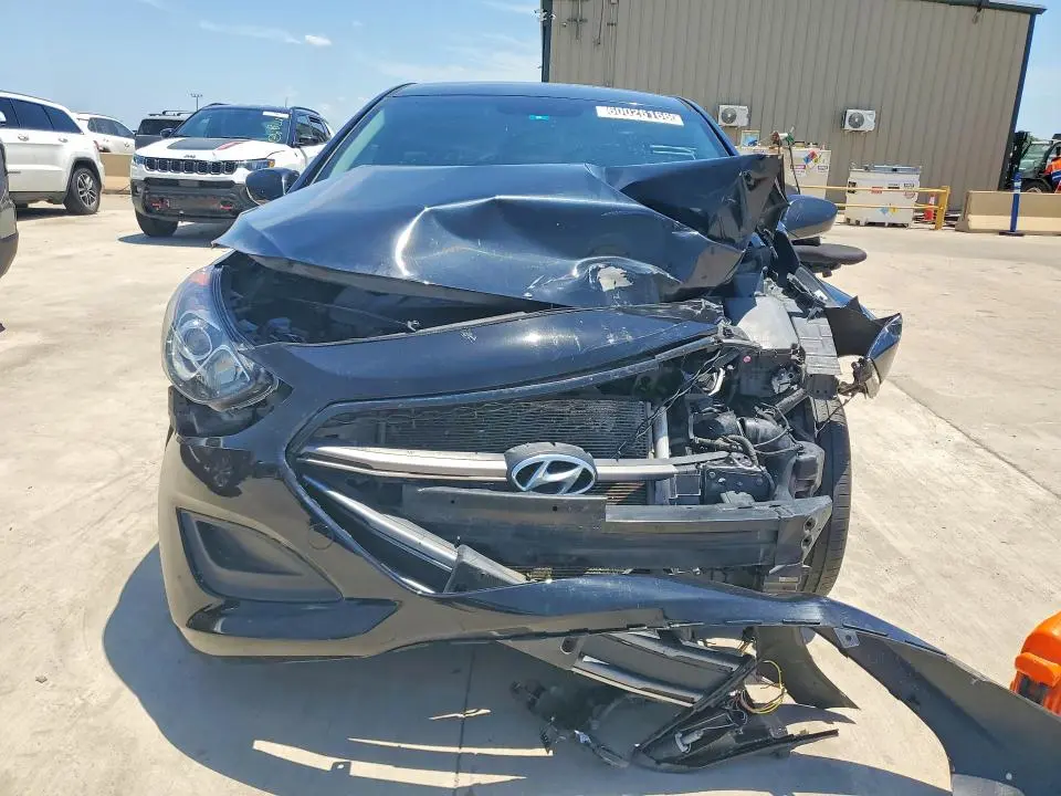 2016 HYUNDAI ELANTRA GT BASE  