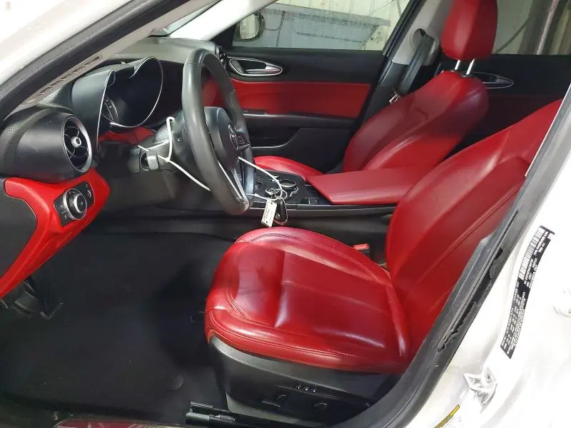 2018 ALFA ROMEO GIULIA Q4  