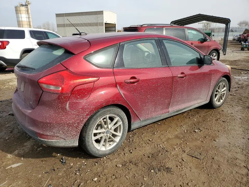 2017 FORD FOCUS SE  