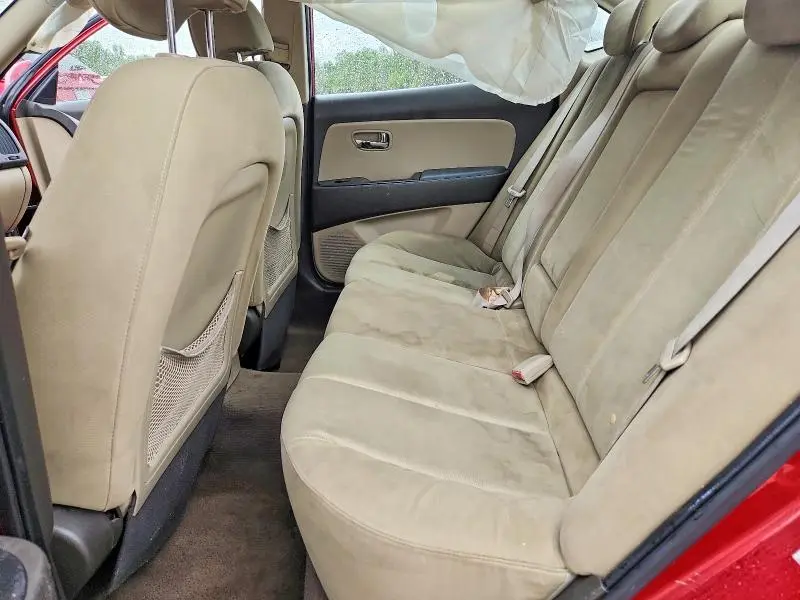 2010 HYUNDAI ELANTRA   