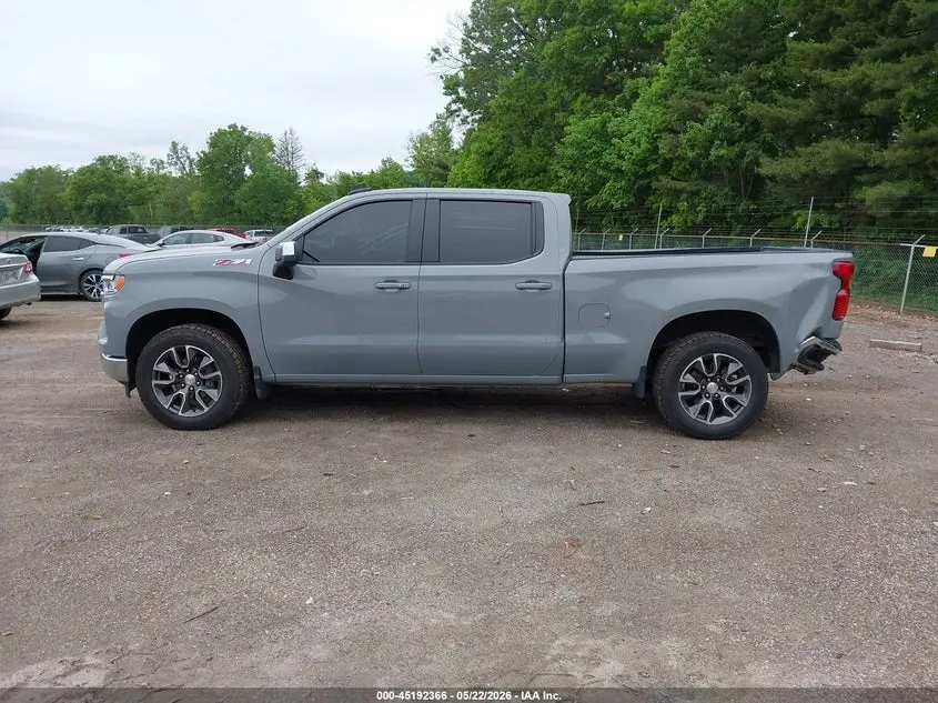 2024 CHEVROLET SILVERADO 1500 4WD  STANDARD BED LT