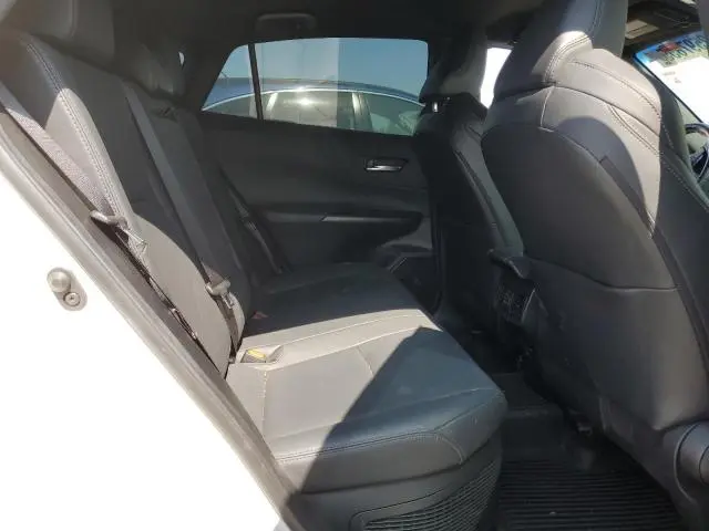2022 TOYOTA VENZA LE  