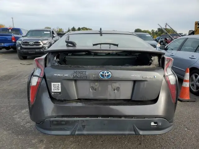 2016 TOYOTA PRIUS   