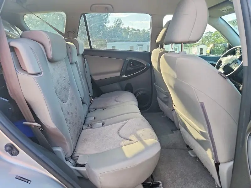 2010 TOYOTA RAV4 BASE  