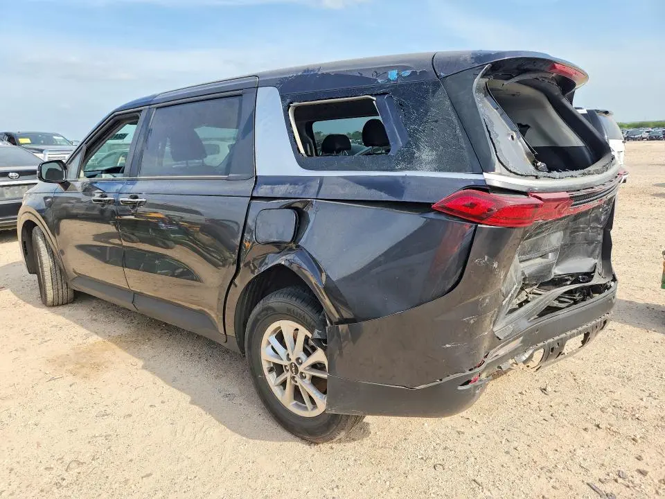 2023 KIA CARNIVAL LX  
