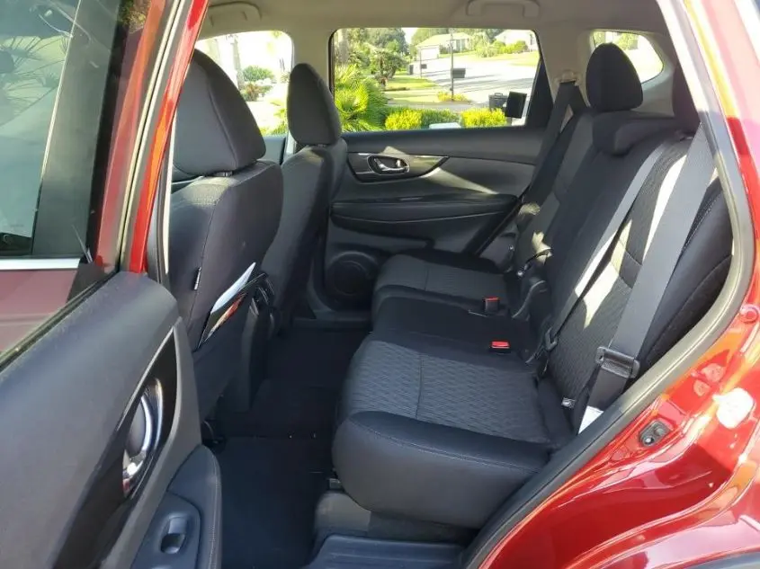 2018 NISSAN ROGUE SV