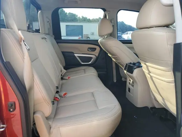 2017 NISSAN TITAN SV  