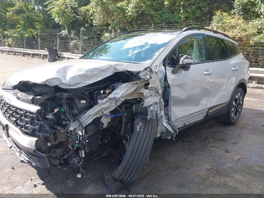 2023 KIA SPORTAGE X-LINE