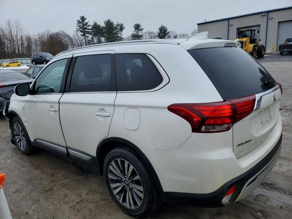 2020 MITSUBISHI OUTLANDER SE  