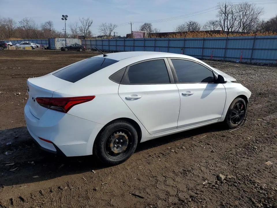 2019 HYUNDAI ACCENT SE  