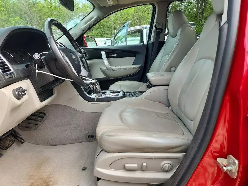 2012 GMC ACADIA SLT-1  