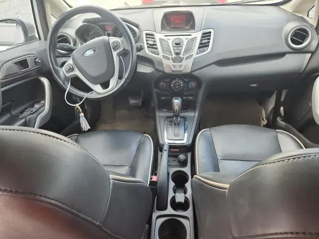 2011 FORD FIESTA SES  
